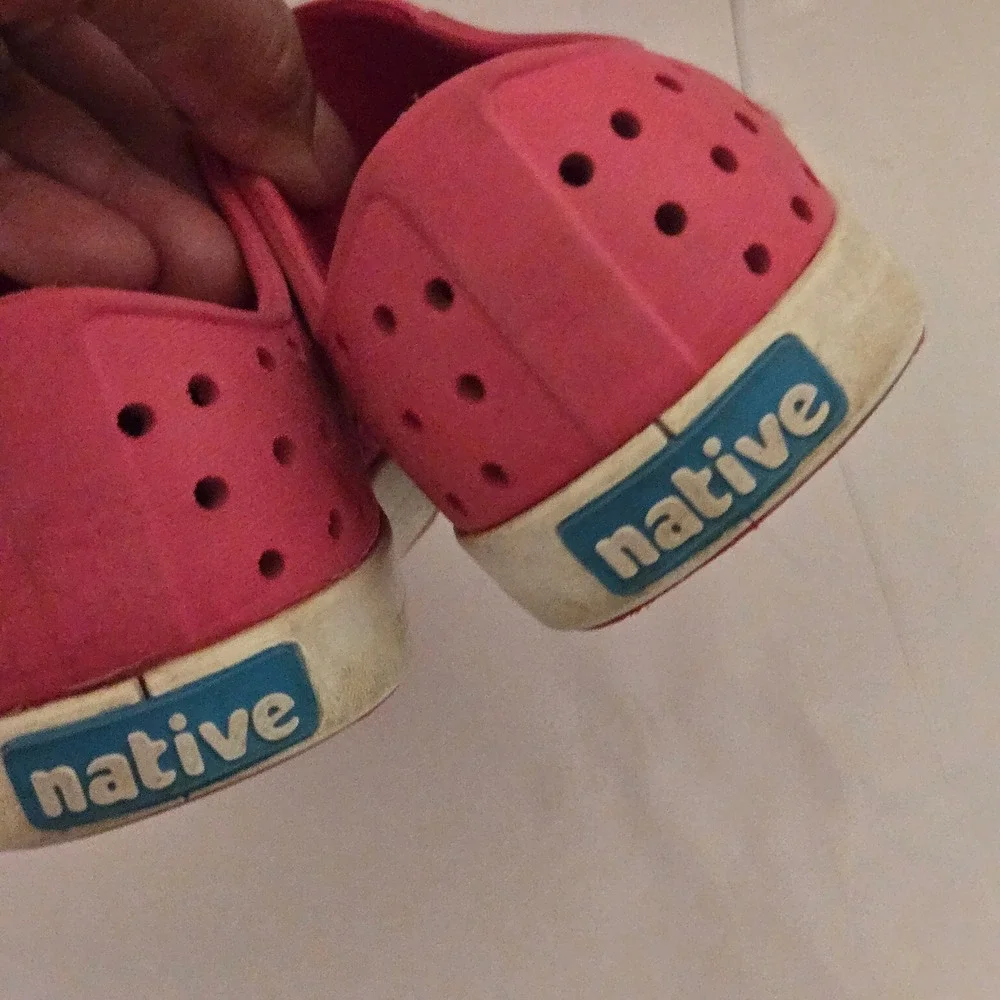 Native Jefferson Kids Pink Perforated Slip On Sneakers Shoes Size C10